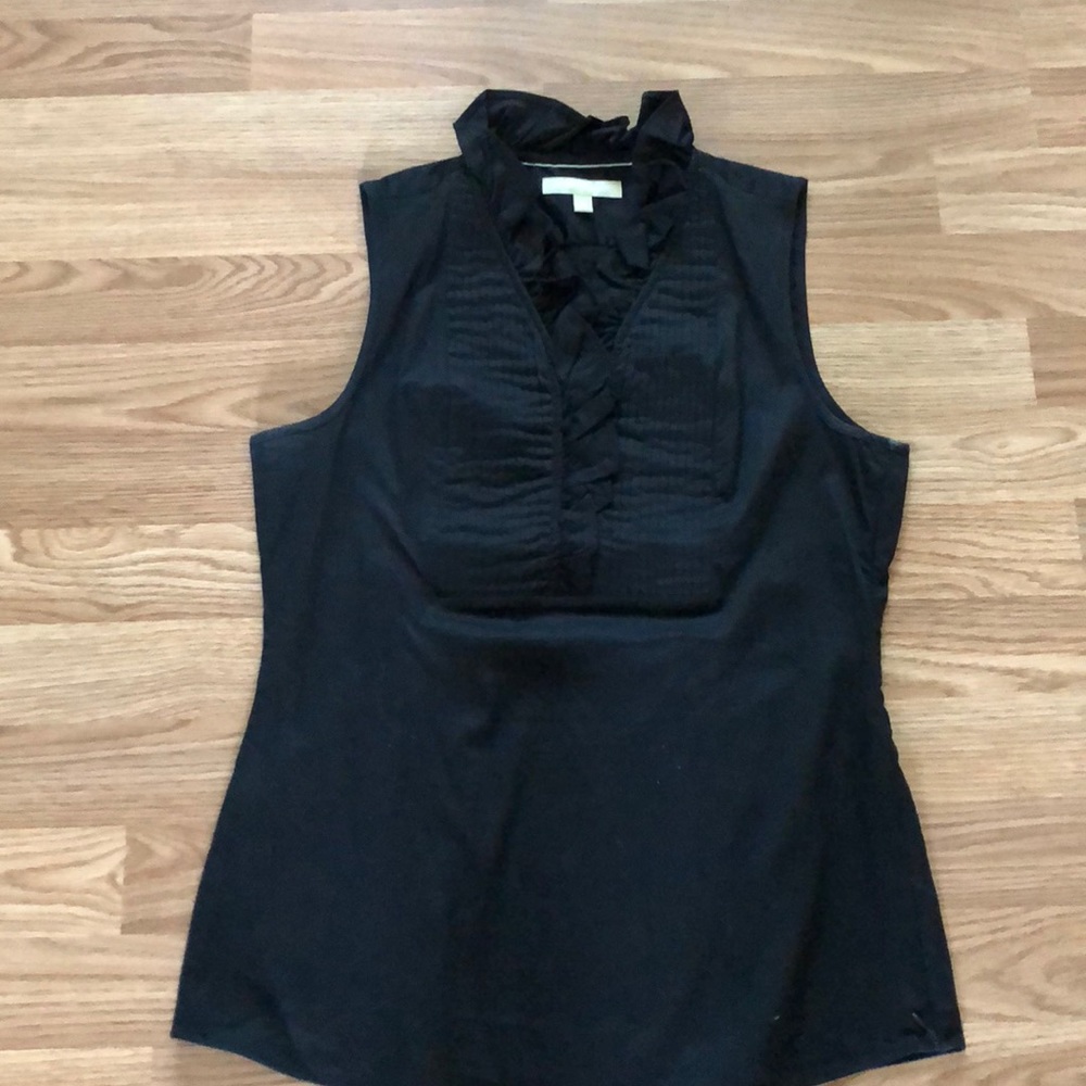 Banana Republic Ruffle Top - Picture 3 of 5